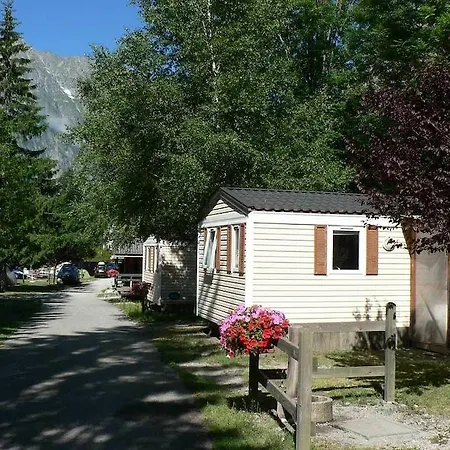 Camping Le Champ Du Moulin ホテル 3*