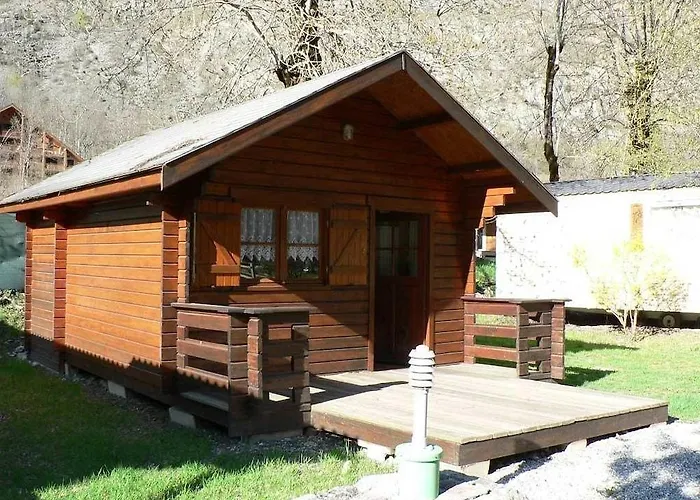 Camping Le Champ Du Moulin Hotel 3*