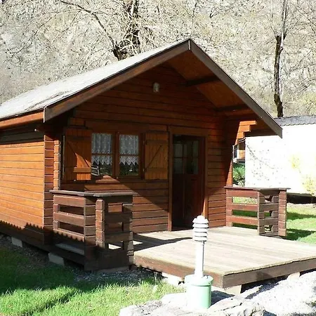 Camping Le Champ Du Moulin Hotel 3*